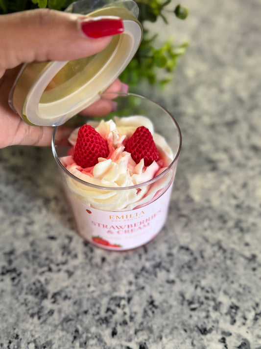 Strawberries and Cream🍓